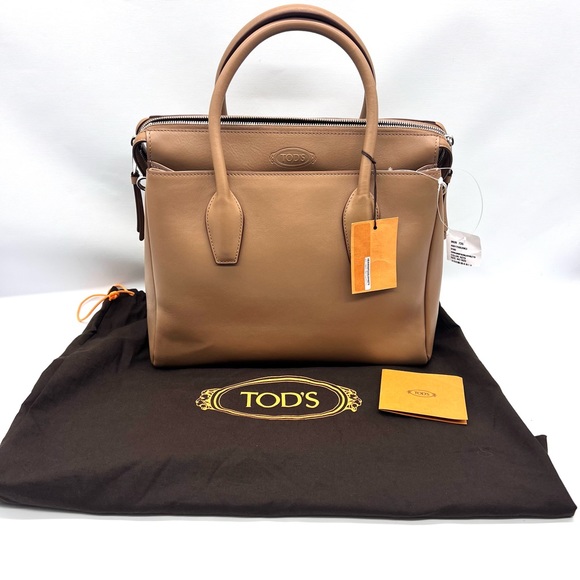 Tod’s CROSSBODY BAG SMALL IN BROWN,retail For $2595 - Picture 3 of 9